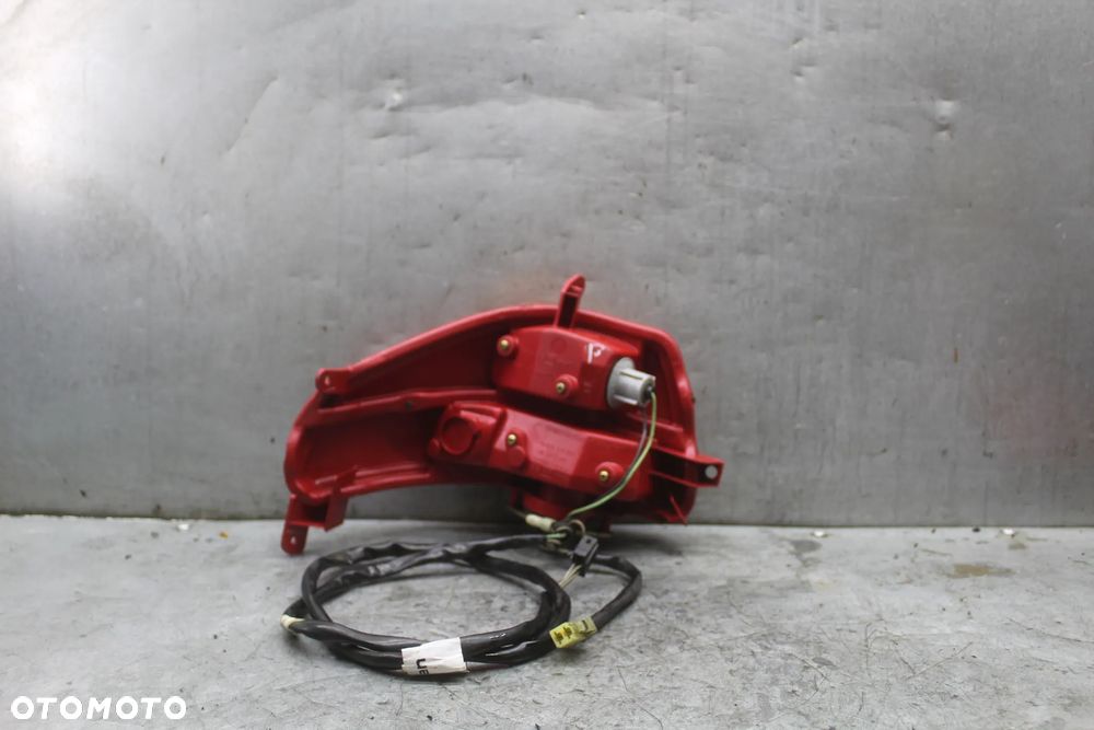 Suzuki Burgman AN 650 Lampa tył tylna prawa - 4