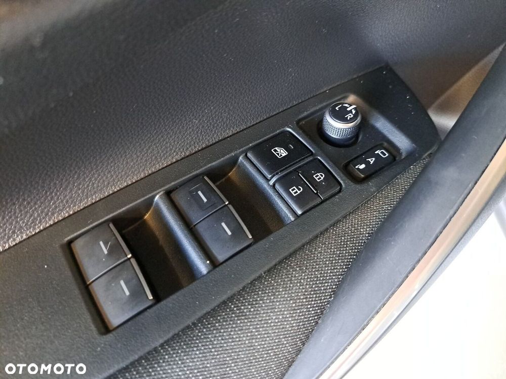 Toyota Corolla 1.8 Hybrid Comfort - 36