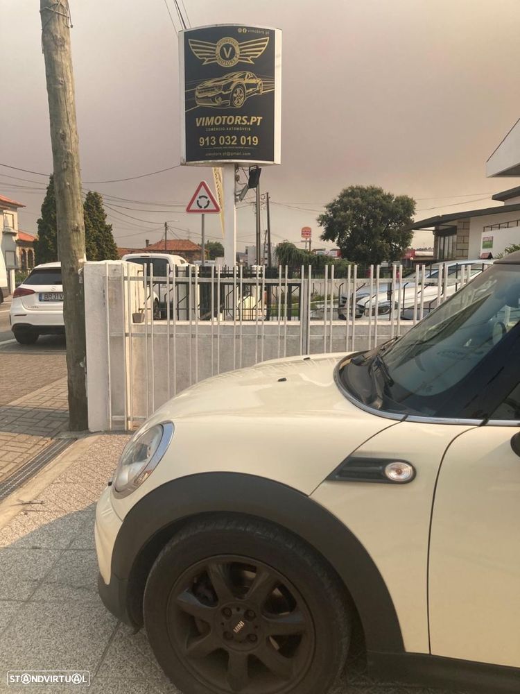 MINI 3 Portas Cooper D - 28