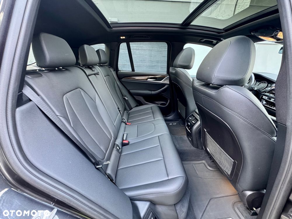 BMW X3 xDrive30i GPF Luxury Line sport - 26
