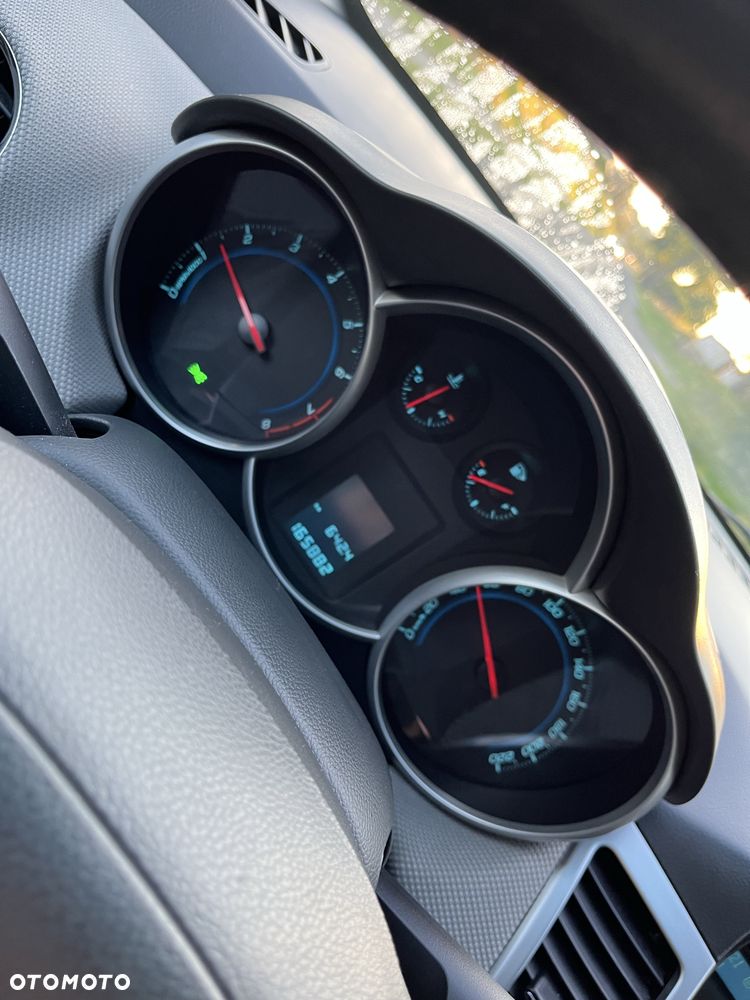 Chevrolet Cruze - 5