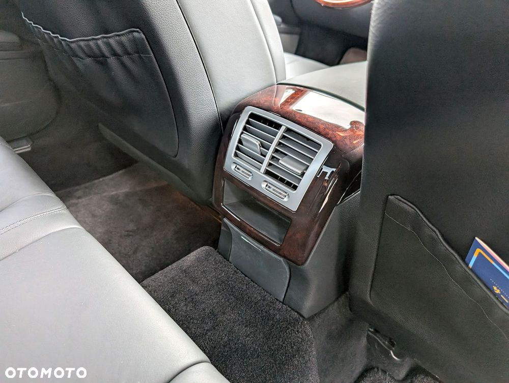 Mercedes-Benz Klasa S 500 7G-TRONIC - 32