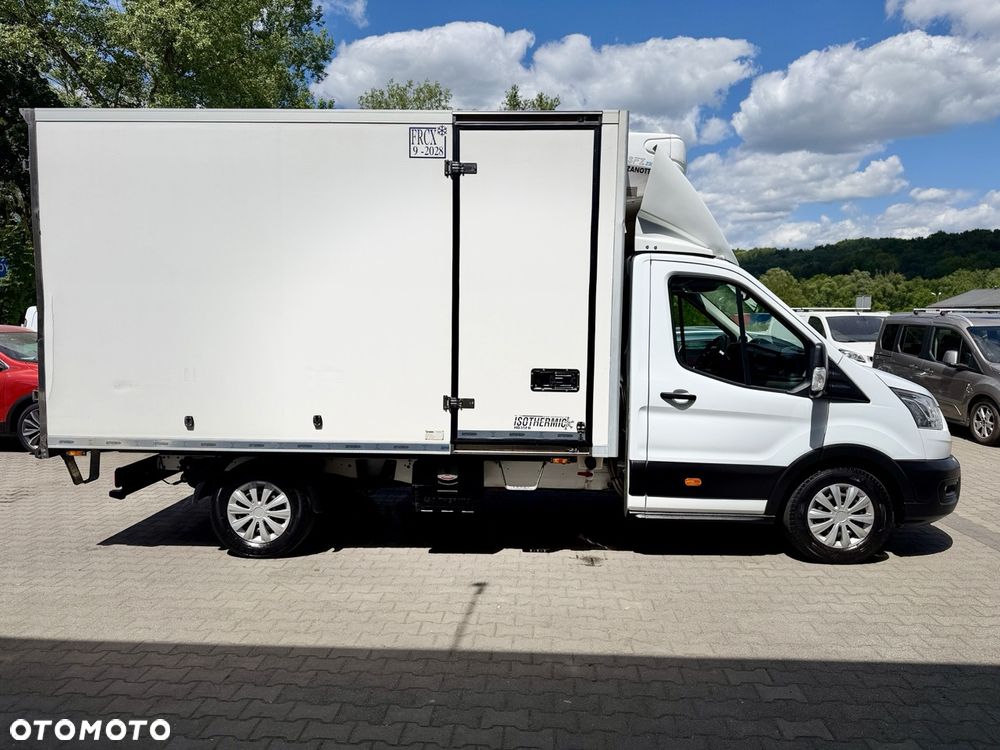 Ford Transit Trend - 4