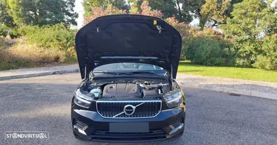 Volvo XC 40 2.0 D3 Momentum - 9