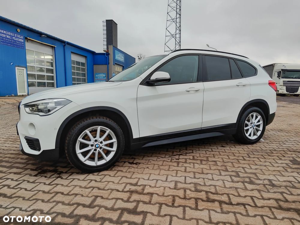 BMW X1 xDrive20d Advantage sport - 4