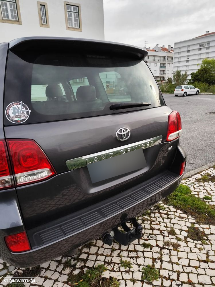 Toyota Land Cruiser 4.5 D-4D V8 - 3