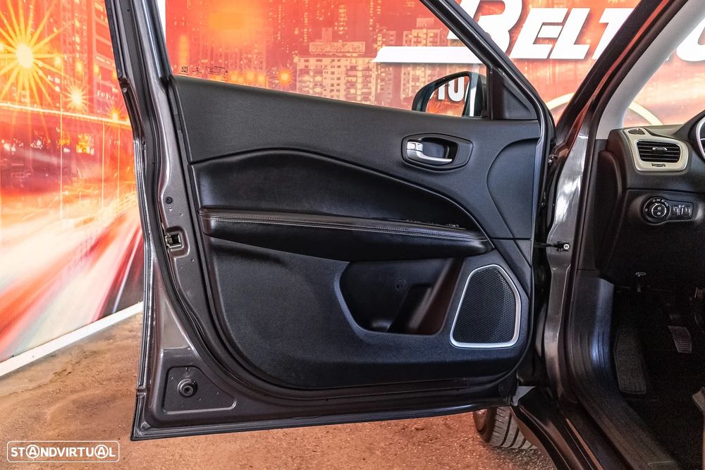 Jeep Compass 1.6 M-Jet Longitude - 12