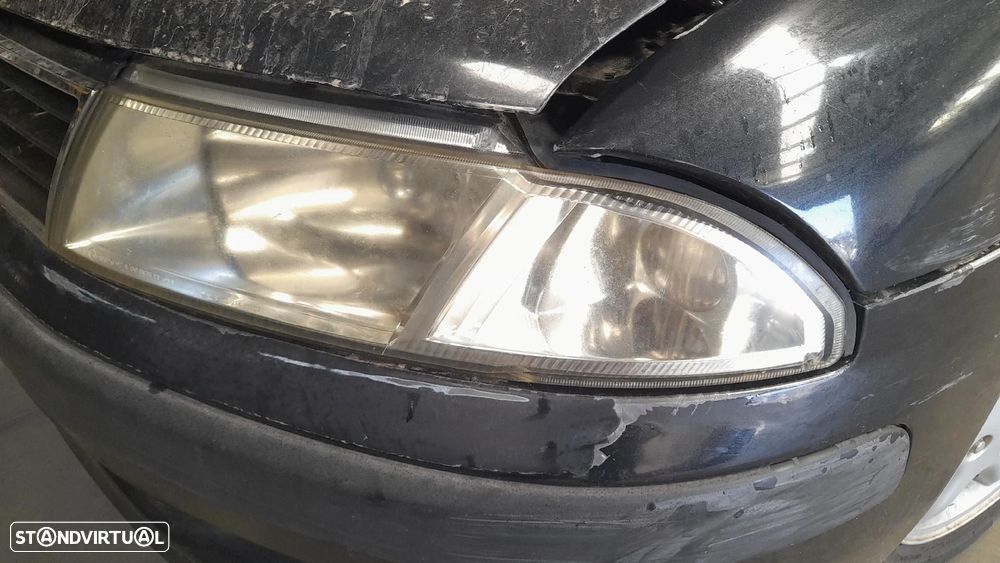 Ótica / farol esquerda MITSUBISHI Carisma Hatchback (DA_) - 2