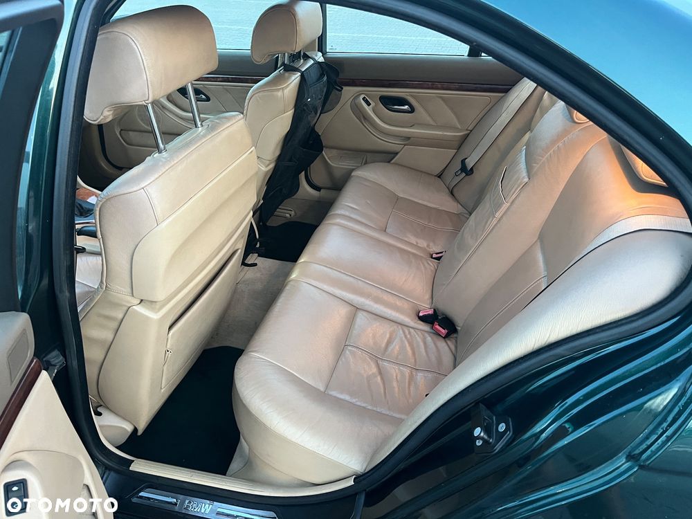 BMW Seria 5 - 9