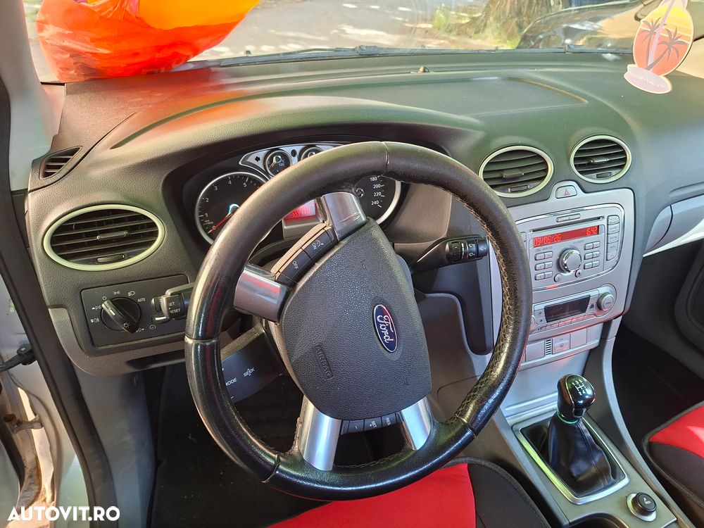 Ford Focus - 6