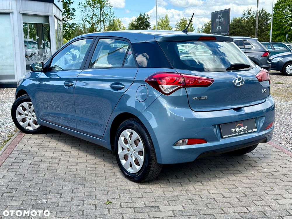 Hyundai i20 blue 1.2 Classic - 3
