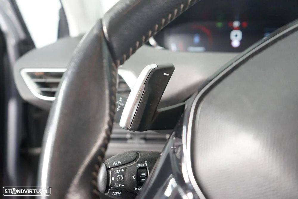 Peugeot 5008 1.5 BlueHDi Allure EAT8 - 18