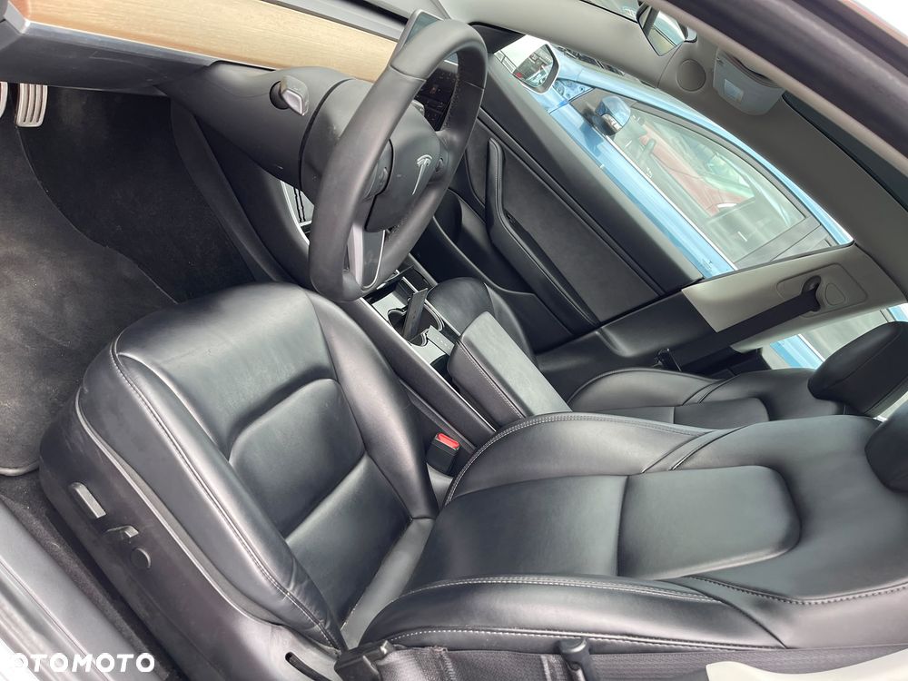 Tesla Model 3 Langstreckenbatterie Allradantrieb Dual Motor - 20