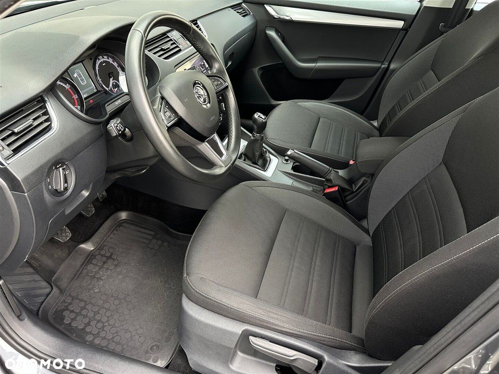 Skoda Octavia 1.4 TSI Ambition - 10