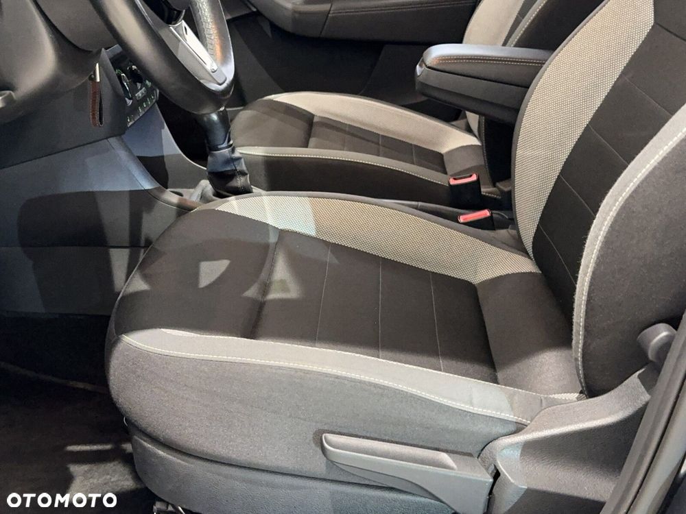 Skoda RAPID 1.0 TSI Ambition - 20