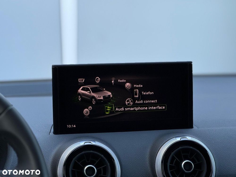 Audi Q2 - 24