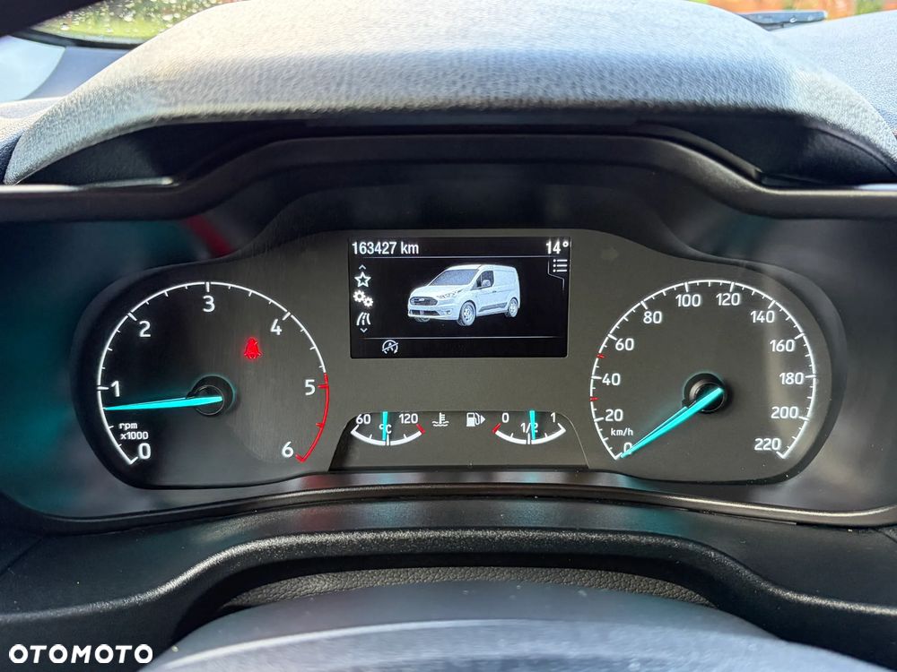 Ford Transit Connect - 23