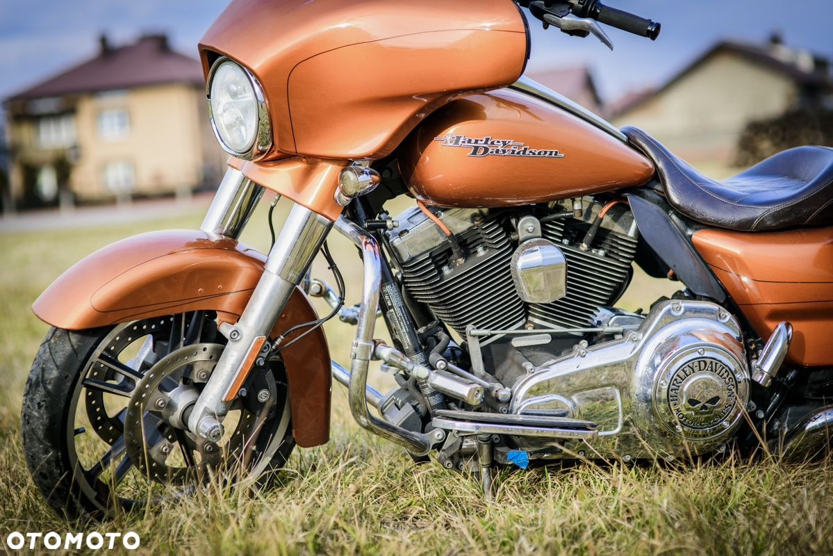 Harley-Davidson FLHXS Special - 23