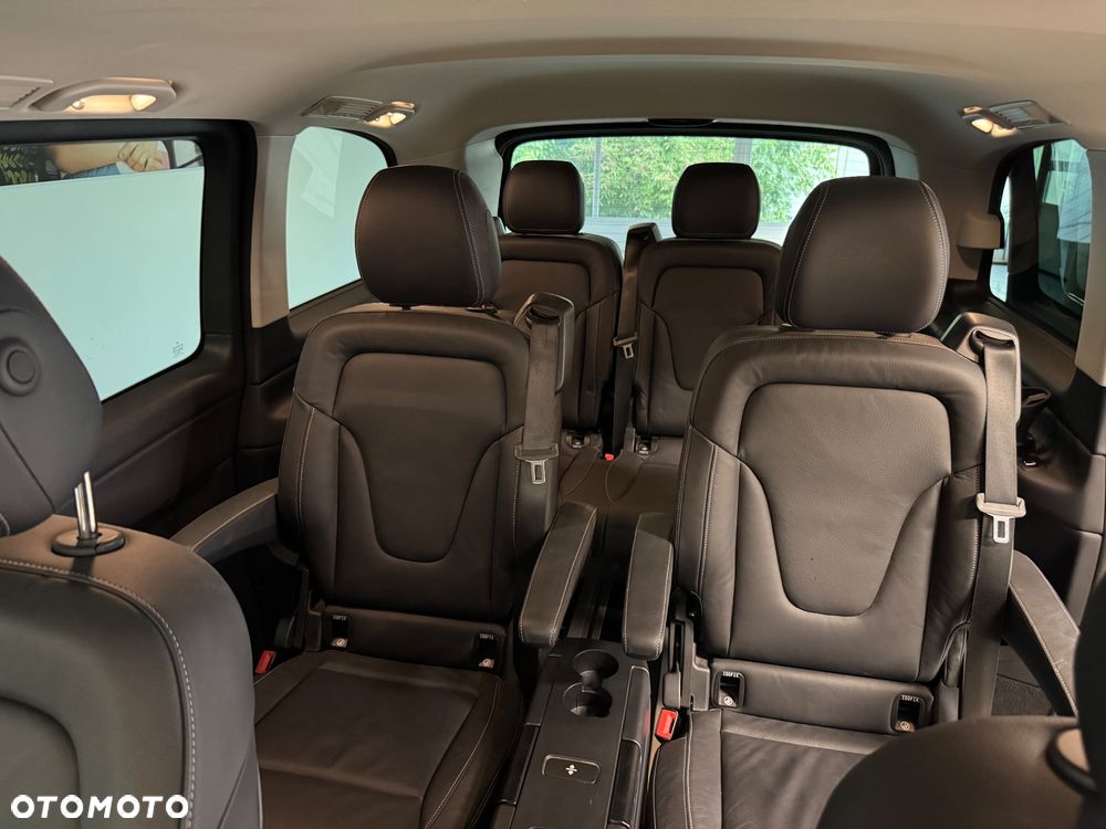 Mercedes-Benz Klasa V 250 d kompakt 9G-TRONIC - 16