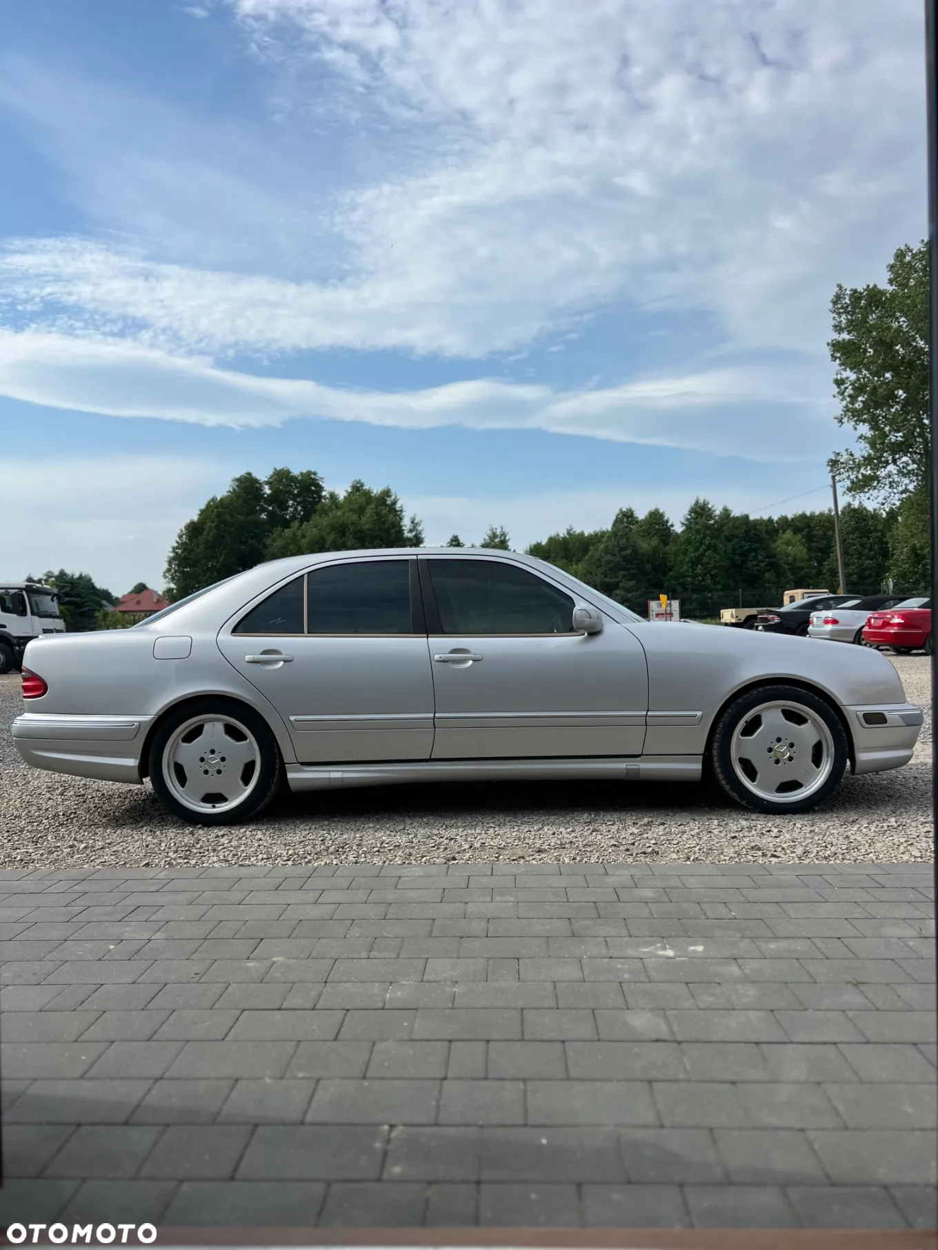 Mercedes-Benz Klasa E 55 AMG - 11