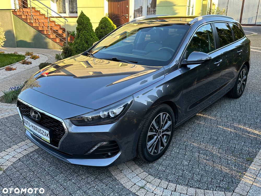 Hyundai i30 1.4 T-GDI DCT Premium - 10