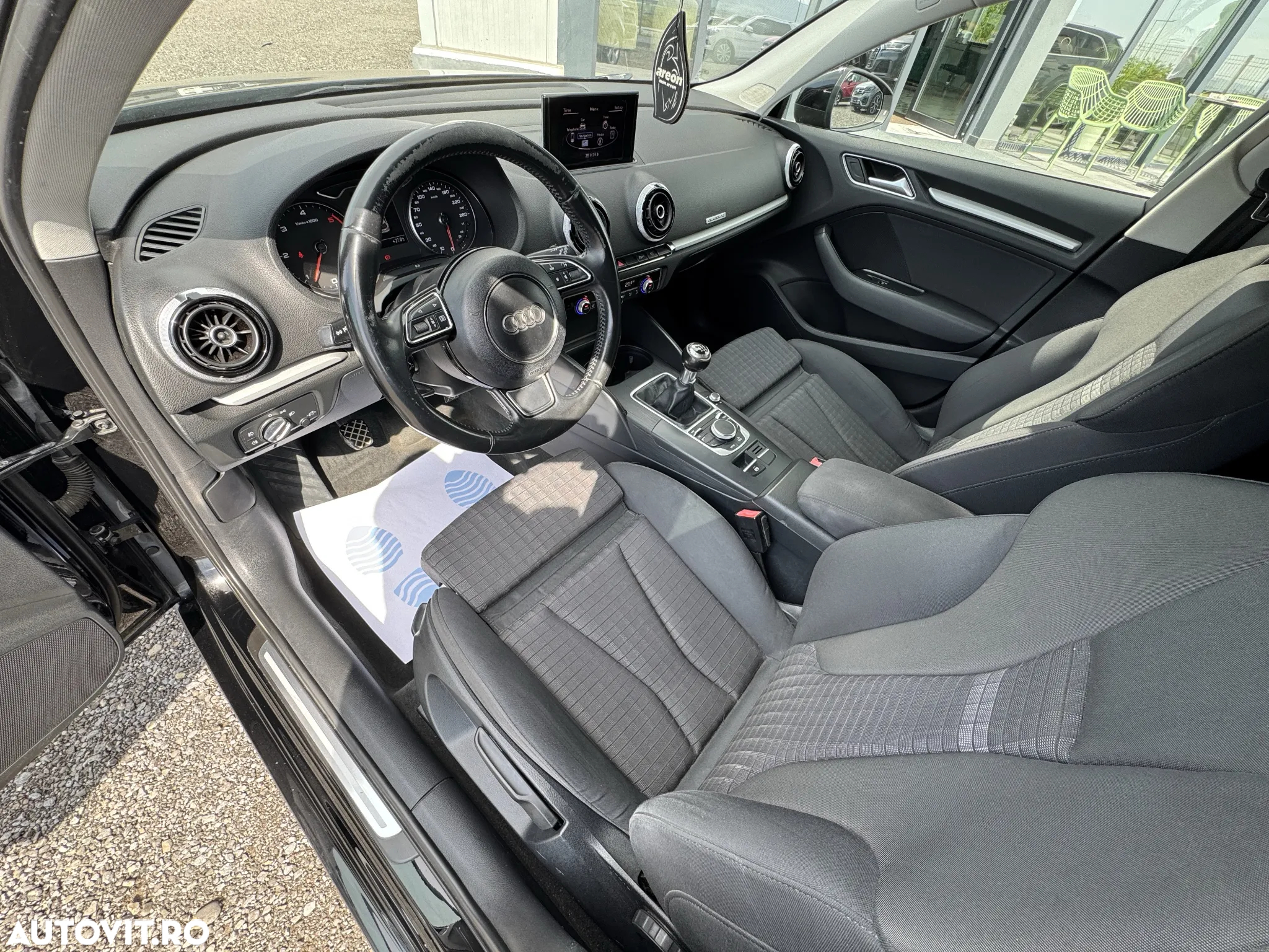 Audi A3 Sportback 2.0 TDI quattro Attraction - 14