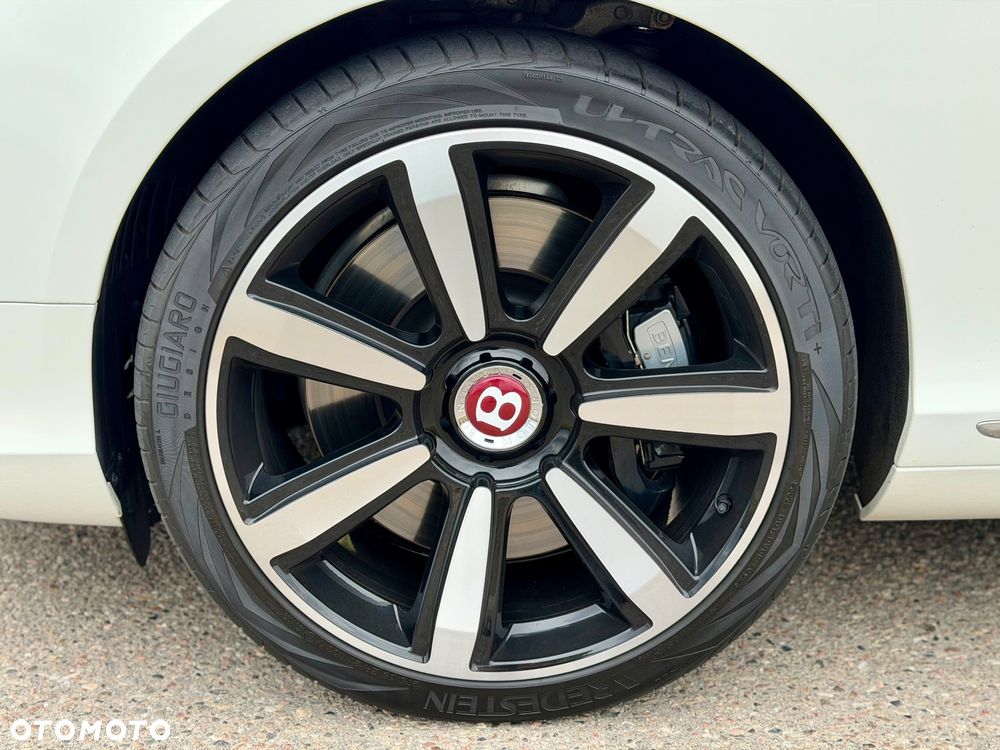 Bentley Continental GT - 32