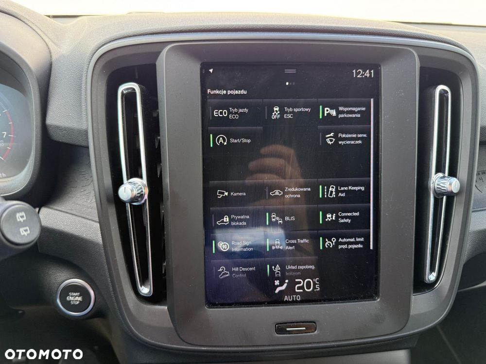 Volvo XC 40 - 17