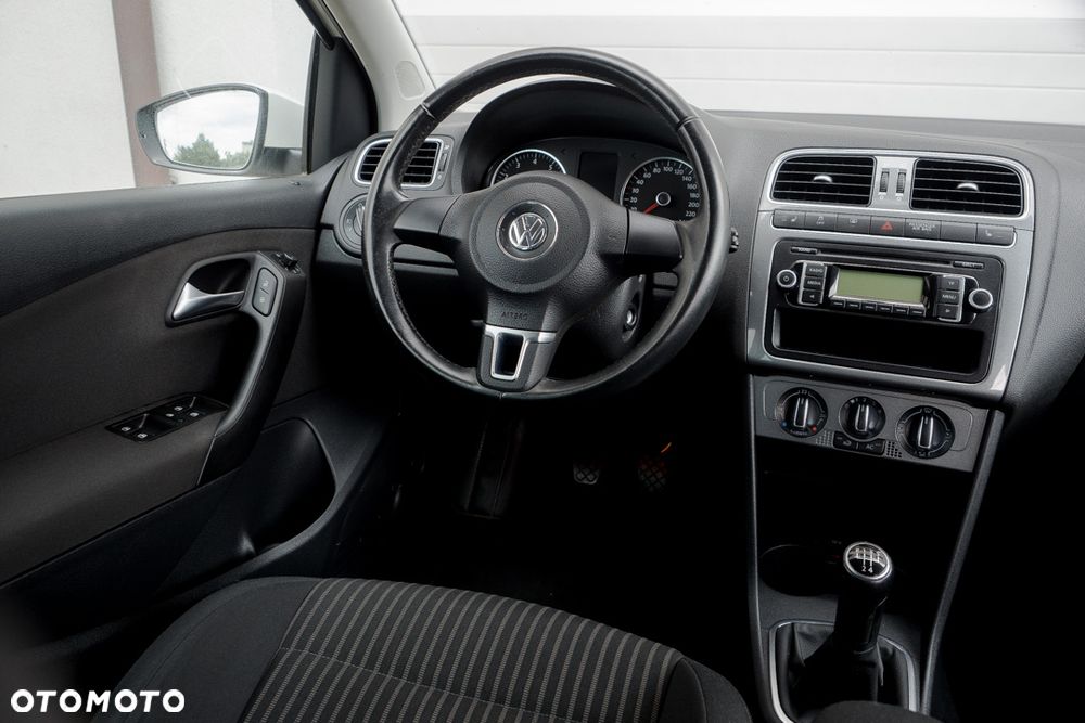 Volkswagen Polo 1.4 Highline - 36
