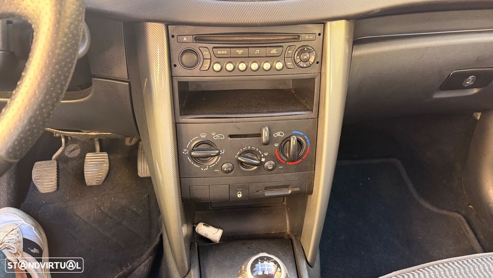 Peugeot 207 - 9
