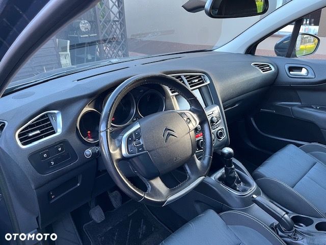 Citroën C4 VTi 120 Exclusive - 10