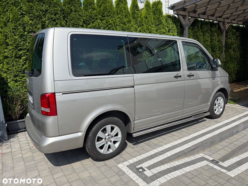 Volkswagen Multivan - 5