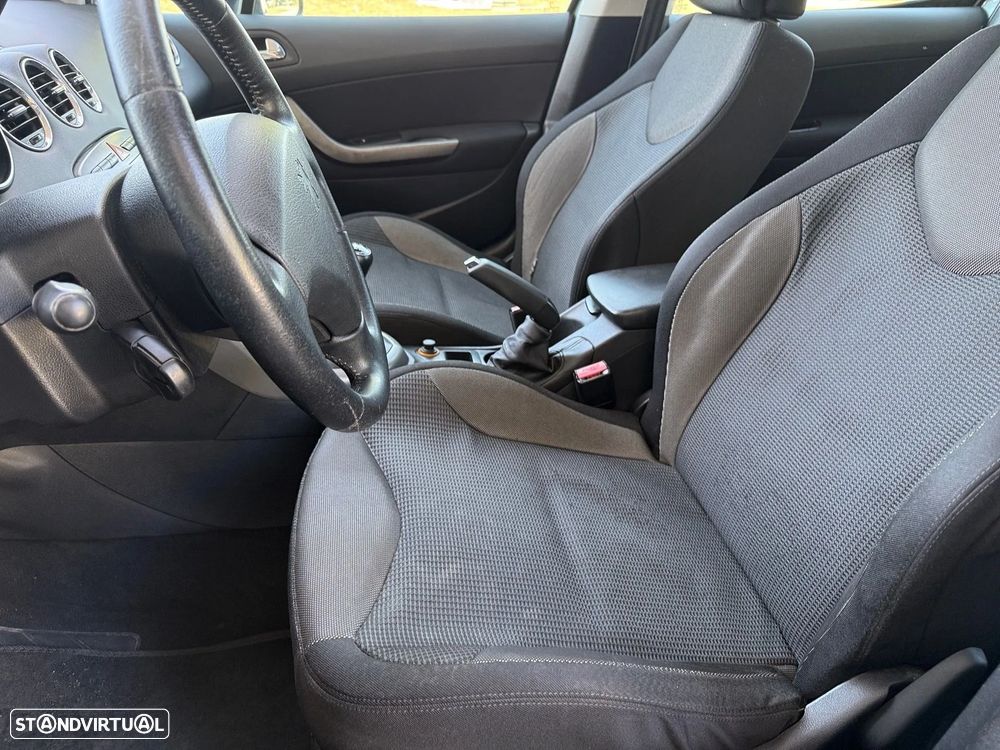 Peugeot 308 1.6 HDi Executive - 10