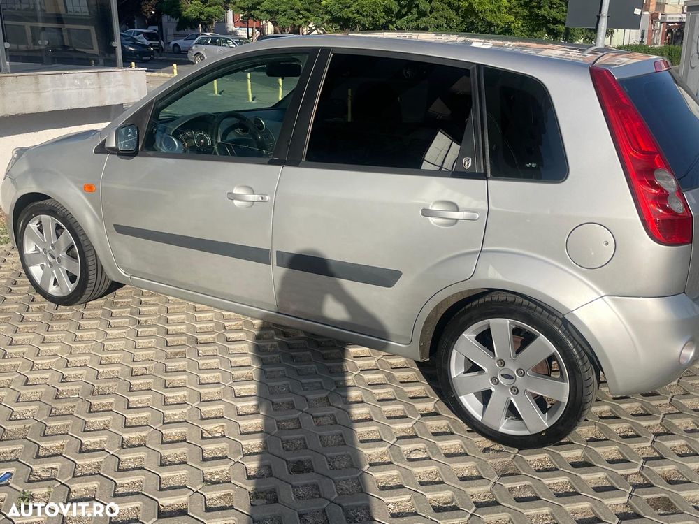 Ford Fiesta 1.4 TDCi Ghia - 3