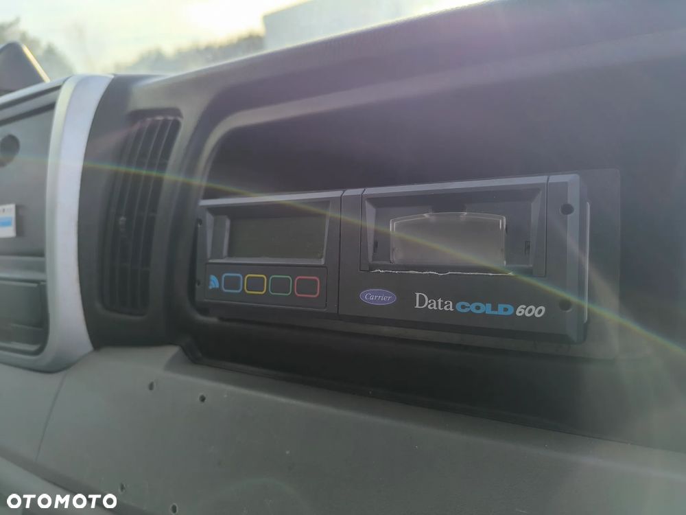 Mitsubishi Fuso center - 16