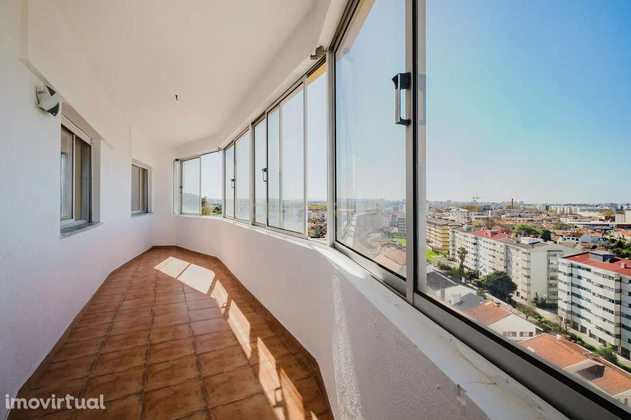 Apartamento T3 com Vistas Panorâmicas – Senhora da Hora - Grande imagem: 2/23