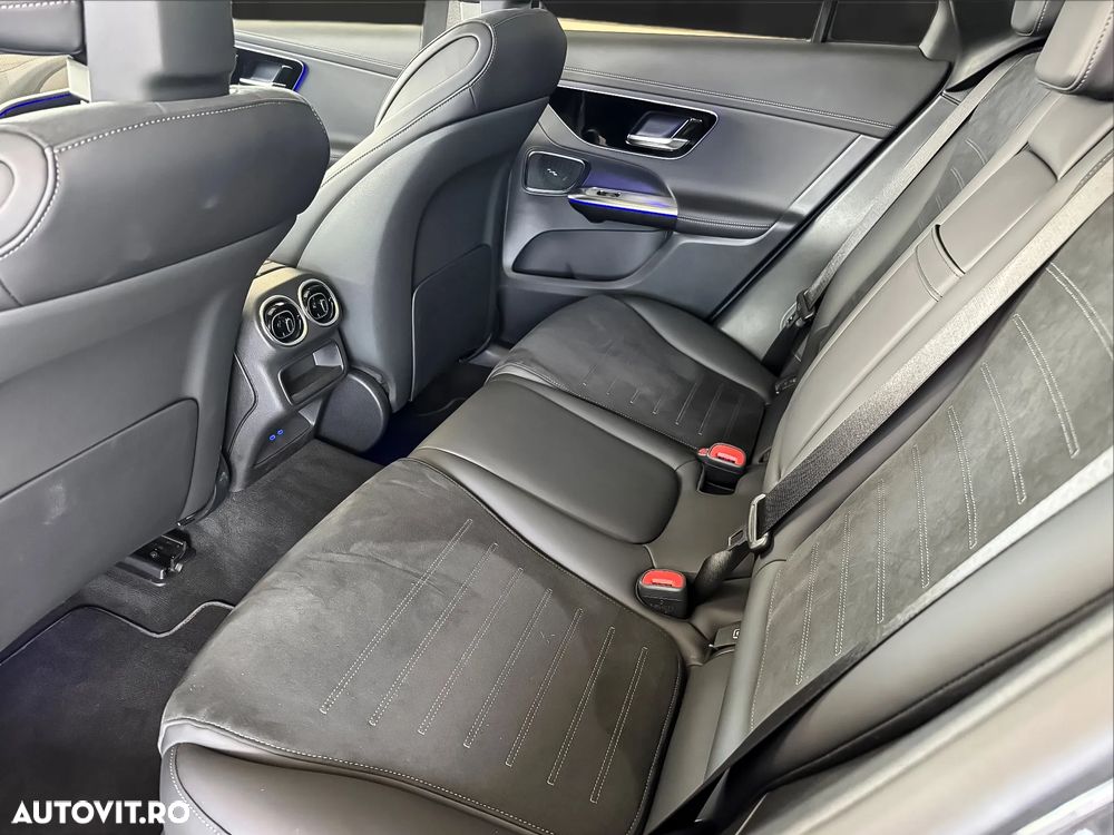 Mercedes-Benz GLC 300 4Matic 9G-TRONIC AMG Line Advanced - 13