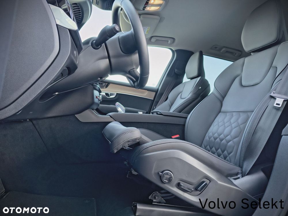 Volvo XC 90 - 13