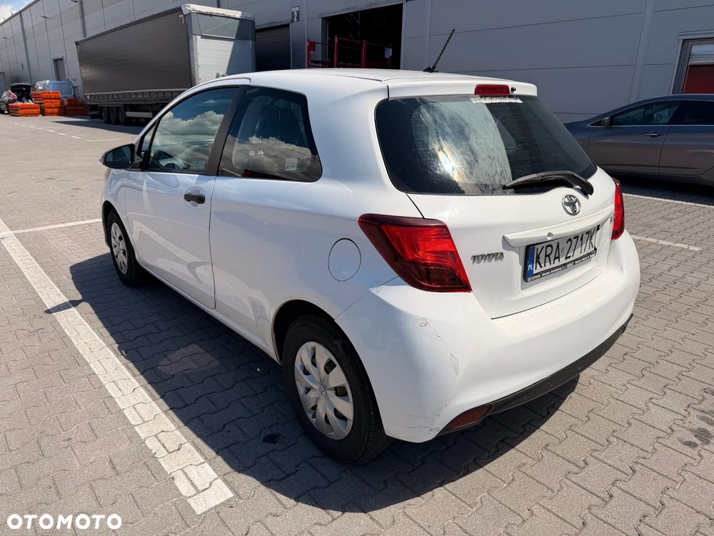 Toyota Yaris 1.0 Active - 3