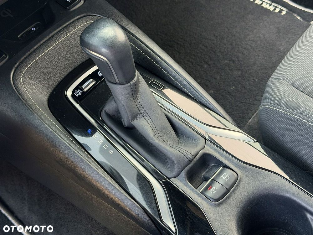 Toyota Corolla 1.8 Hybrid Executive - 9
