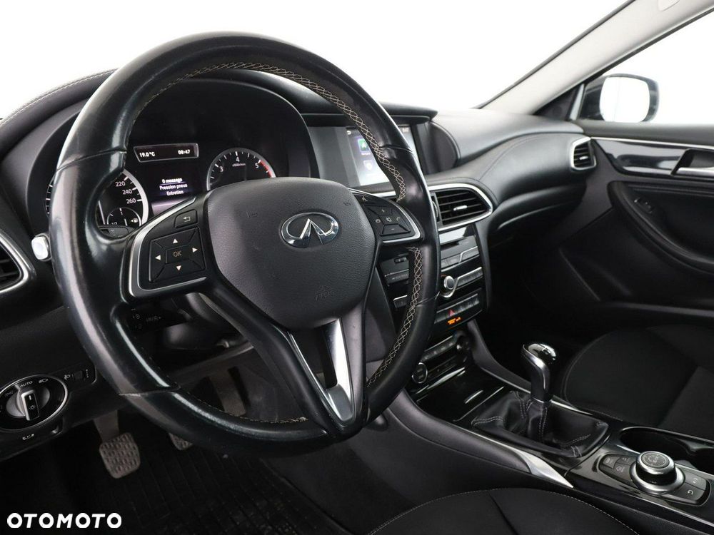 Infiniti Q30 1.5d Premium - 15