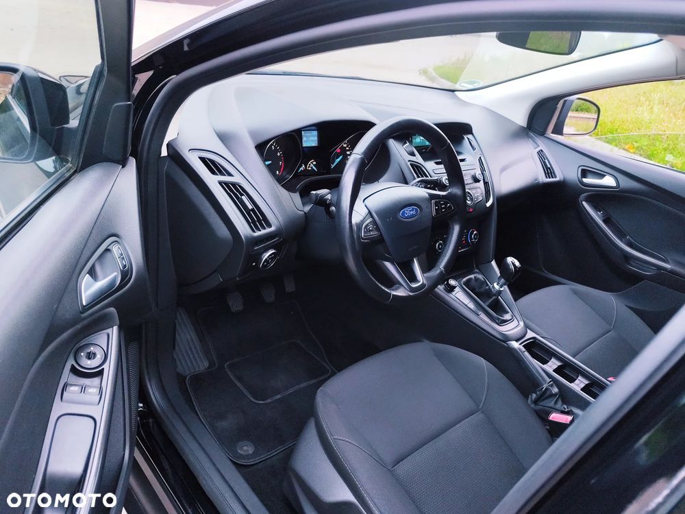 Ford Focus 1.0 EcoBoost Gold X (Edition) - 11
