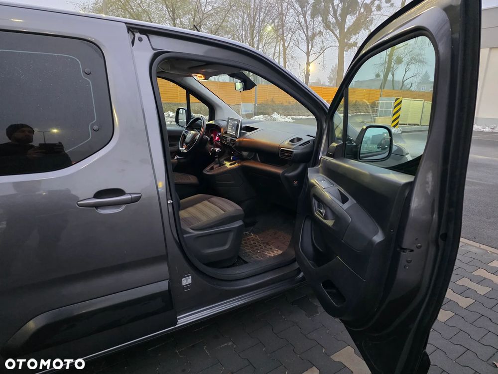 Opel Combo 1.2 Turbo Enjoy S&S - 3