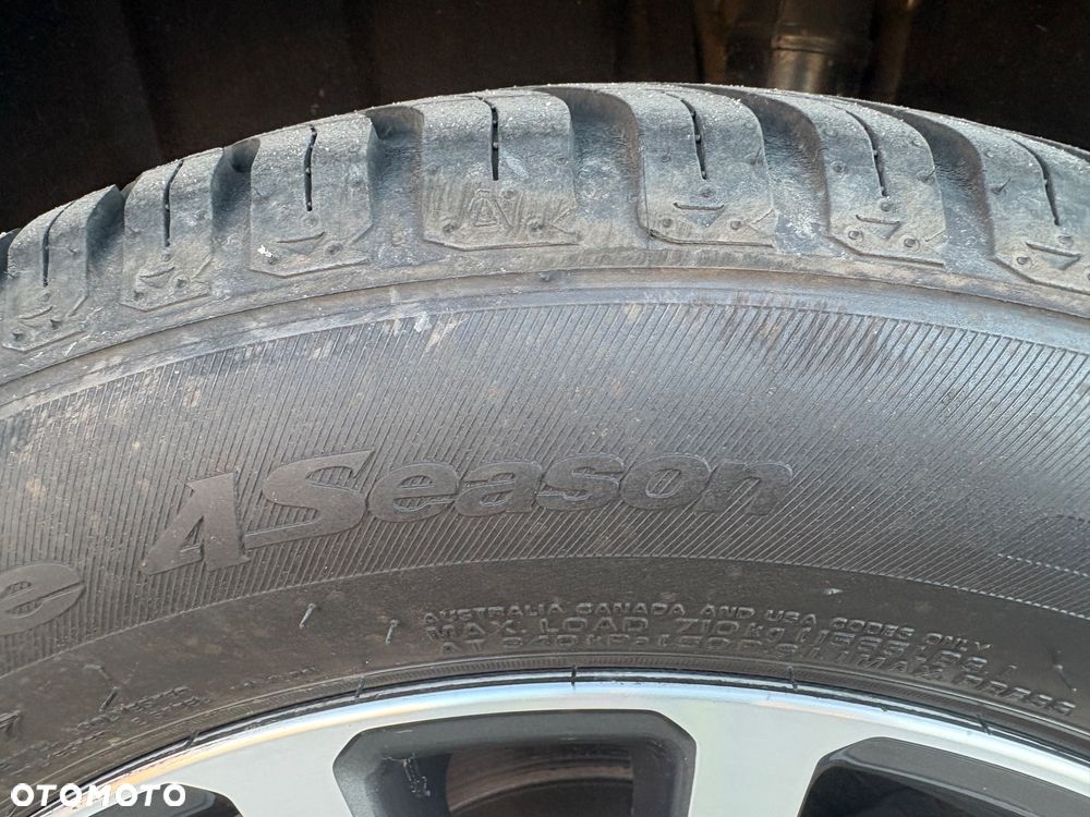 Toyota Verso 2.0 D-4D 5-Sitzer Executive - 34