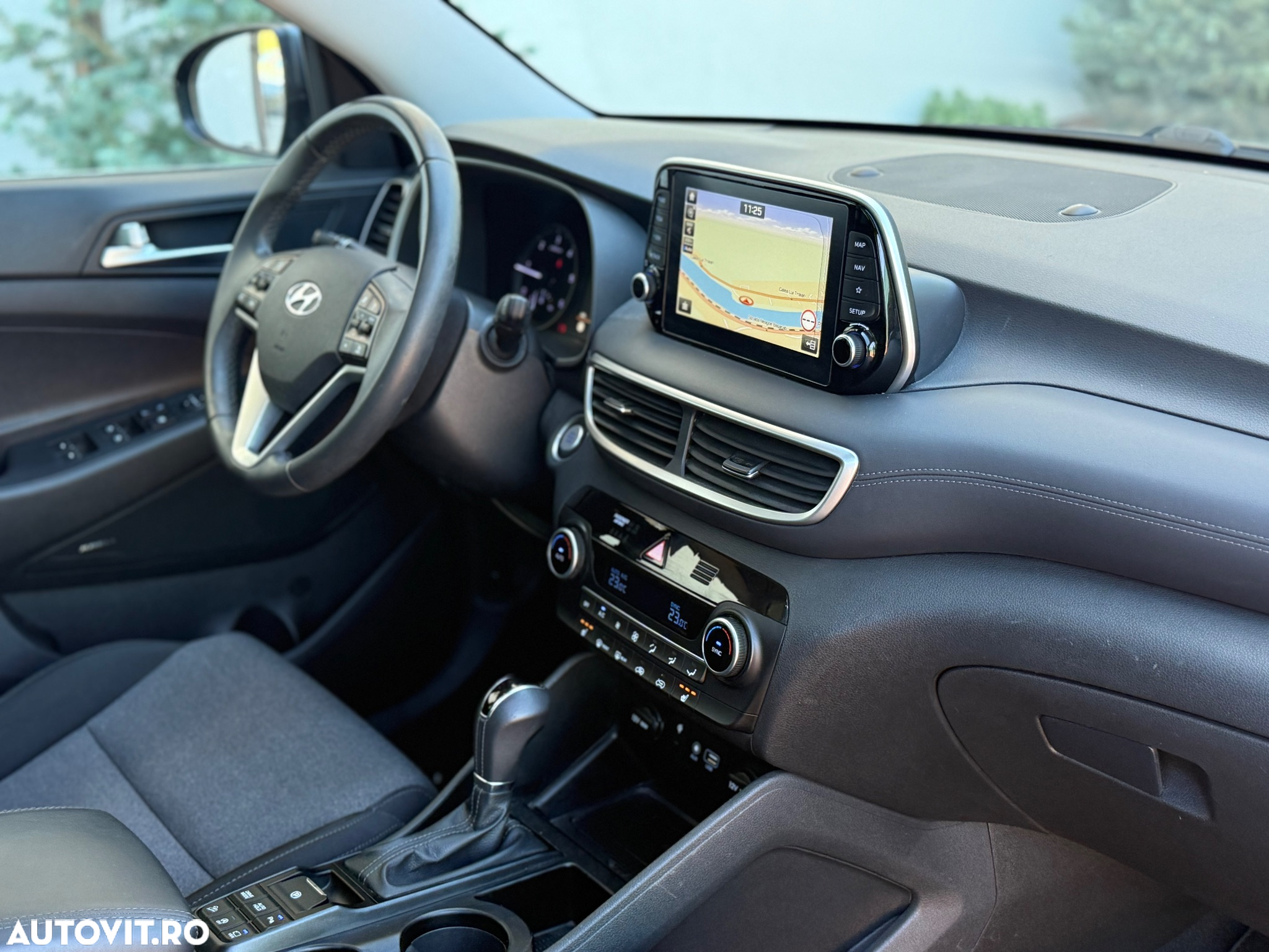 Hyundai Tucson blue 1.6 CRDi 2WD DCT Premium - 11