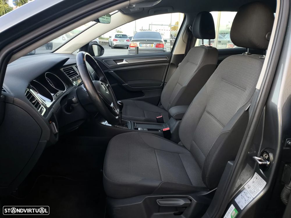 VW Golf Variant 1.6 TDi R-Line - 8