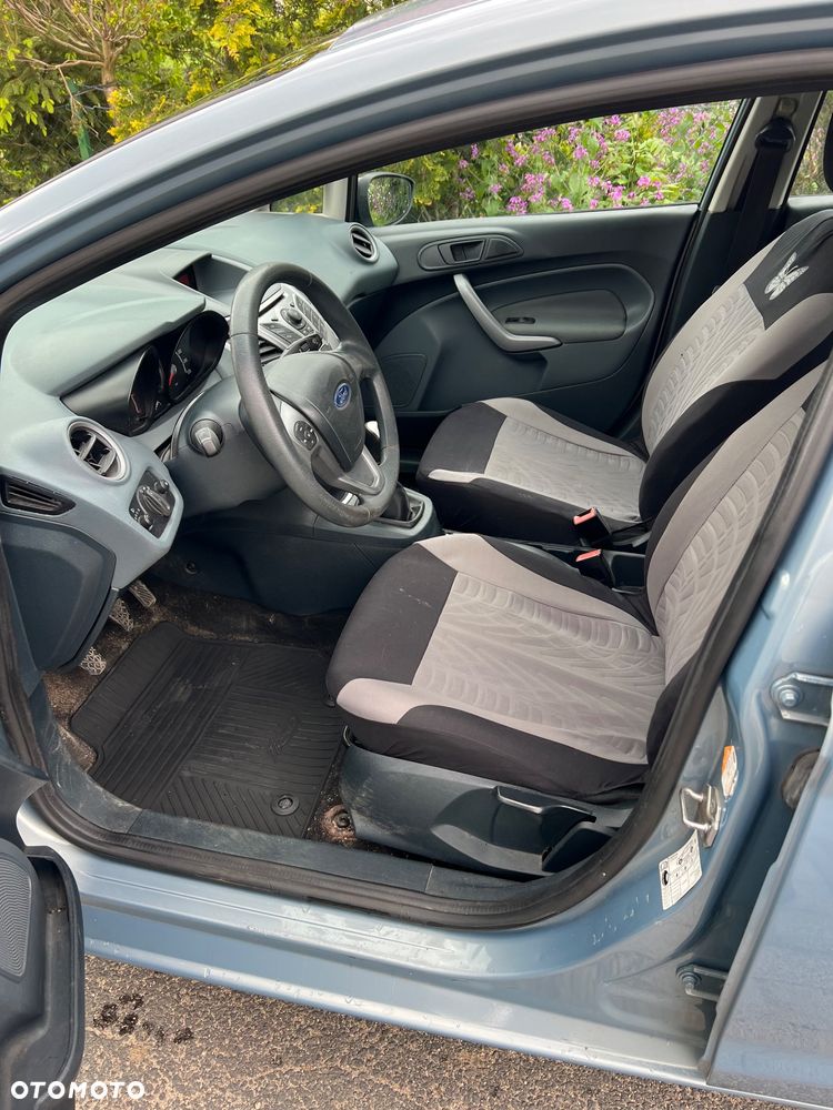 Ford Fiesta 1.25 Champions Edition - 17