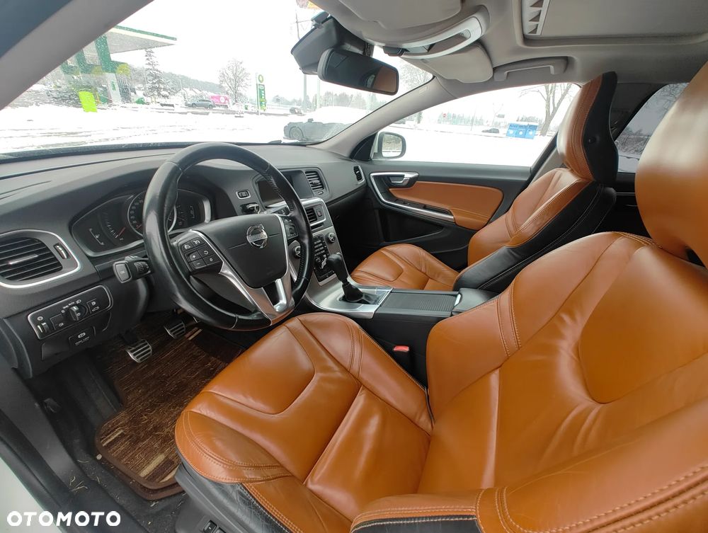 Volvo S60 D4 Summum - 7