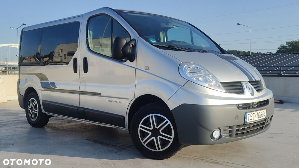 Renault Trafic 2.5 dCi 150 FAP Passenger L1H1 Quickshift Privilège - 14
