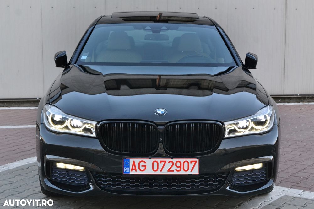 BMW Seria 7 740i Edition Exclusive - 3
